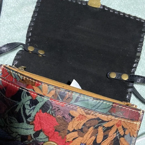EUC Patricia Nash Floral crossbody leather Bag